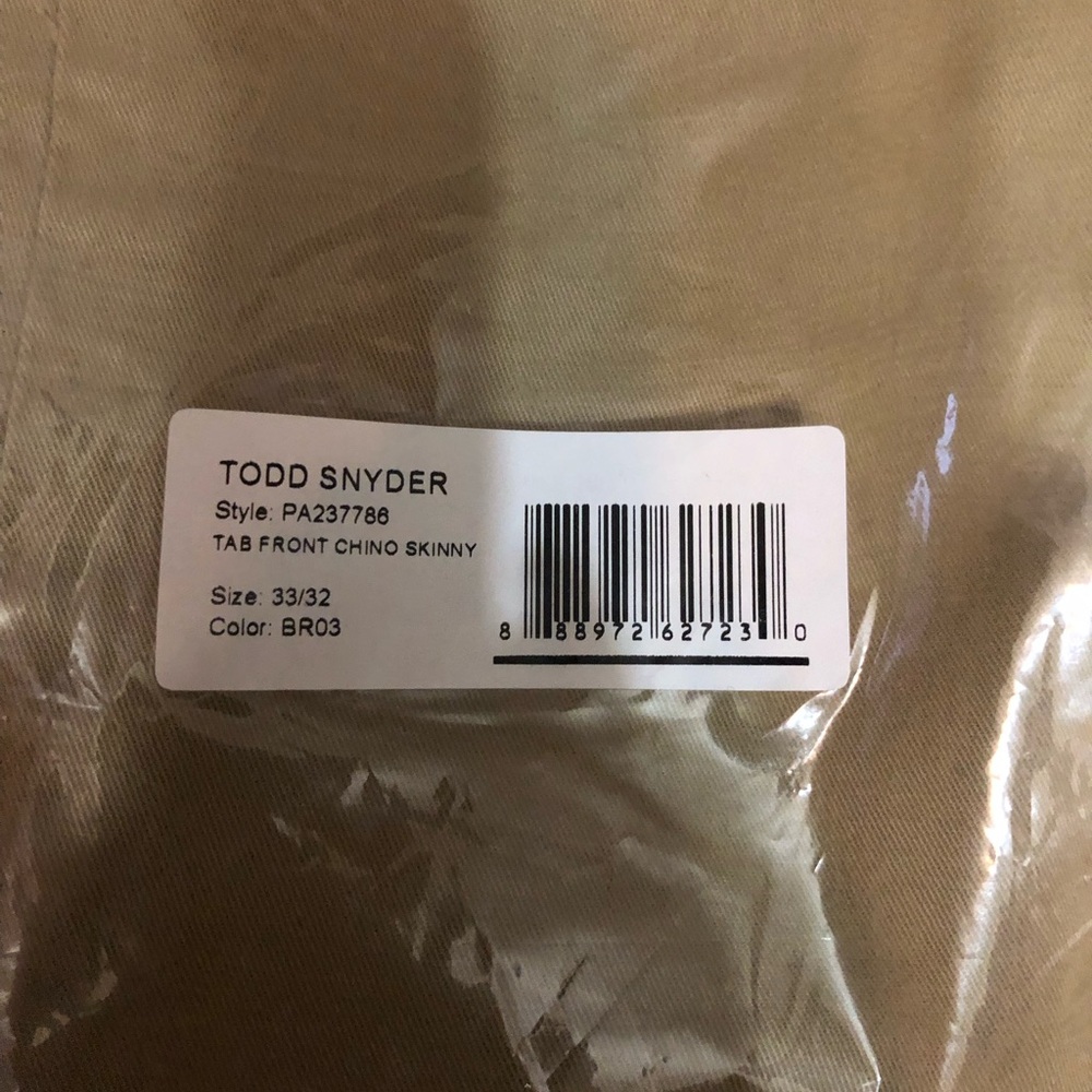 Todd Snyder tab front skinny chino 33/32 khaki.  Brand new. Retail $118